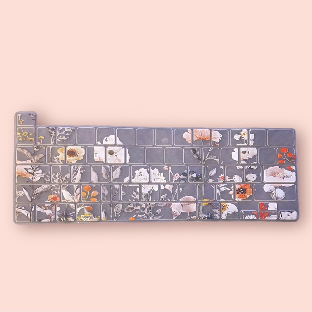 🆕 🍎 13” MacBook Pro Keyboard Cover